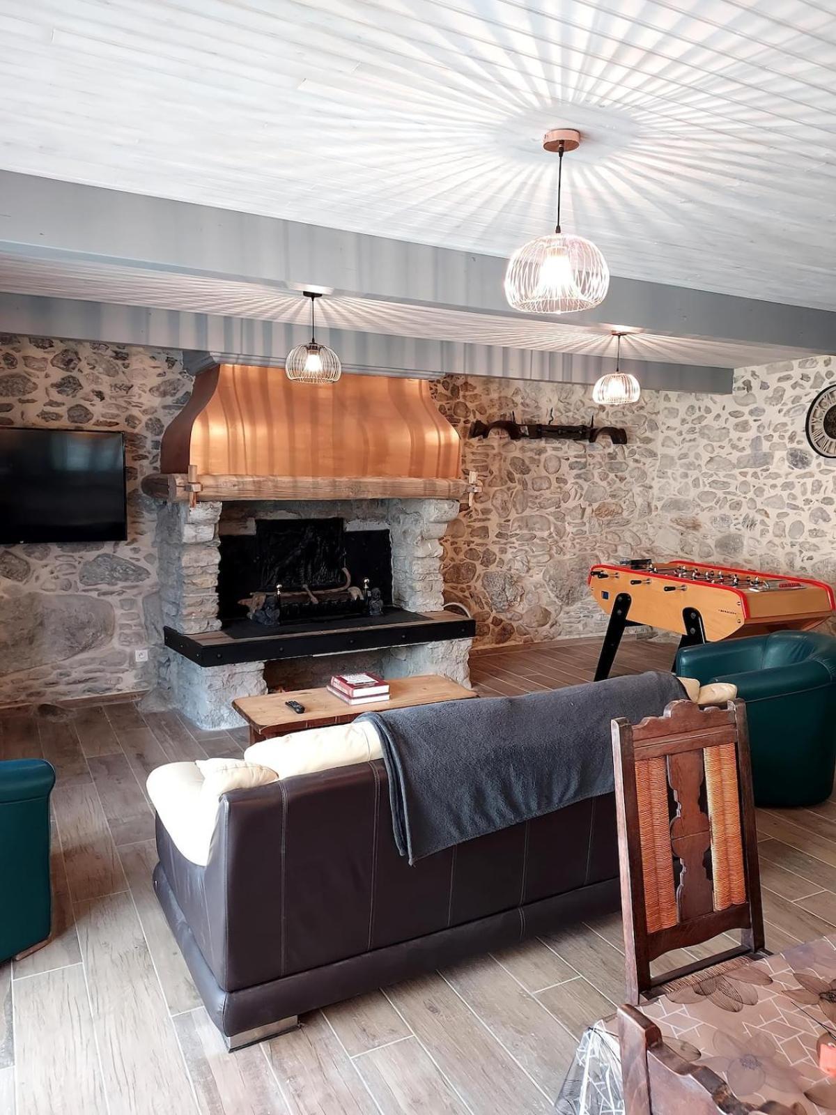 Maison De Village Au Pied Des Pyrenees Marignac  Kültér fotó